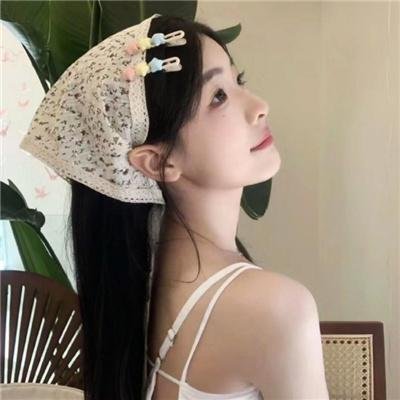 海边的露易丝 封面